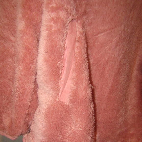 Blush pink teddy fleece cardigan Small only - Picture 6 of 6